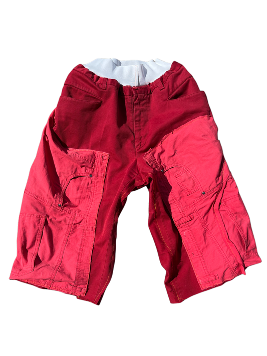 SHORT RED MULTIPOCKET